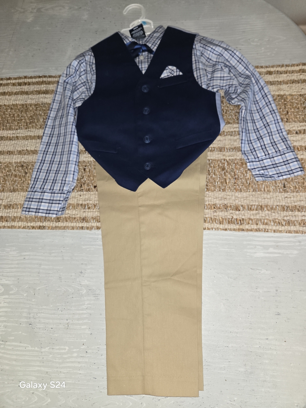 Boys Sz 5 Nautica Navy Vest & Plaid Shirt with Khaki Pants 4 Piece Set NWOT